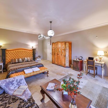Cetmihan Hotel Küçükkuyu Exteriör bild
