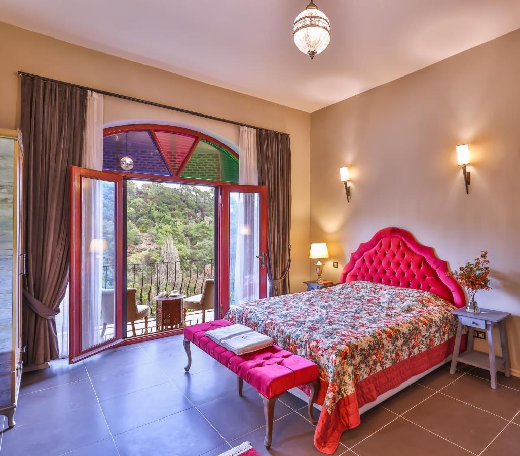 Cetmihan Hotel Küçükkuyu Exteriör bild