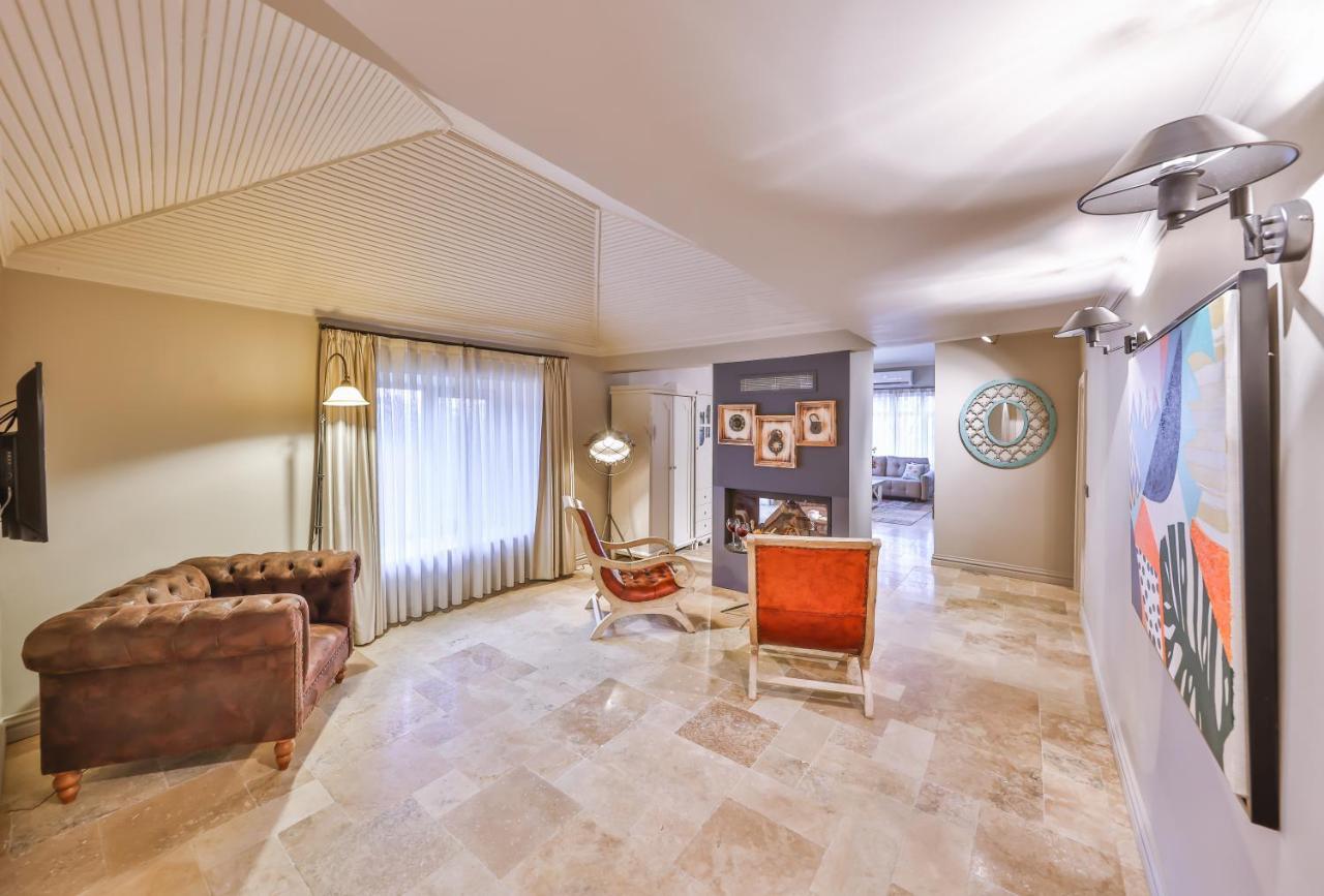 Cetmihan Hotel Küçükkuyu Exteriör bild