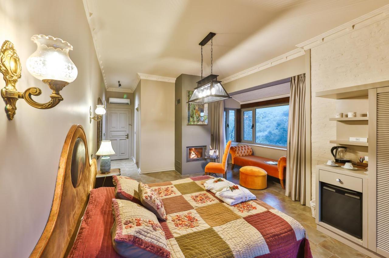 Cetmihan Hotel Küçükkuyu Exteriör bild