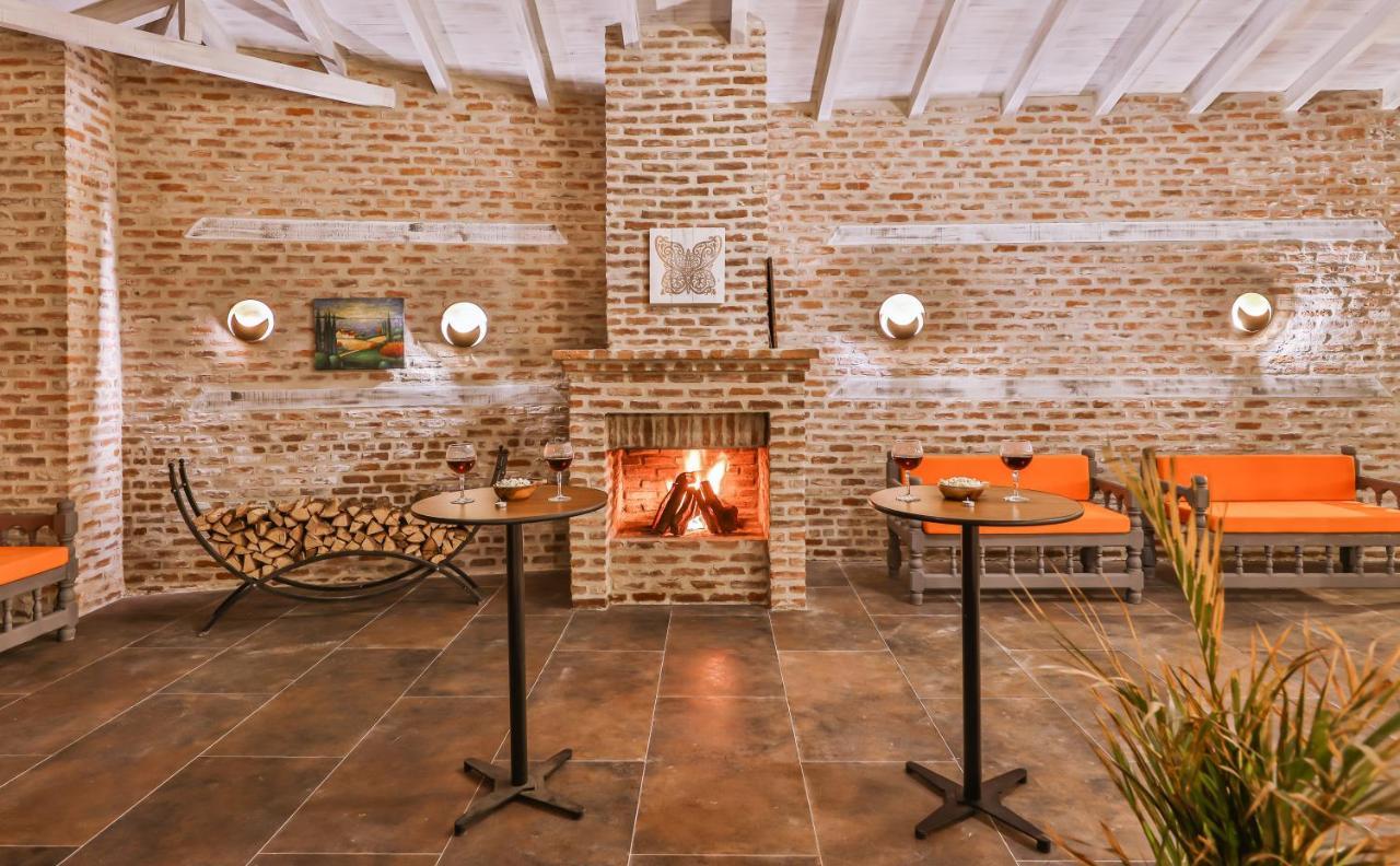 Cetmihan Hotel Küçükkuyu Exteriör bild